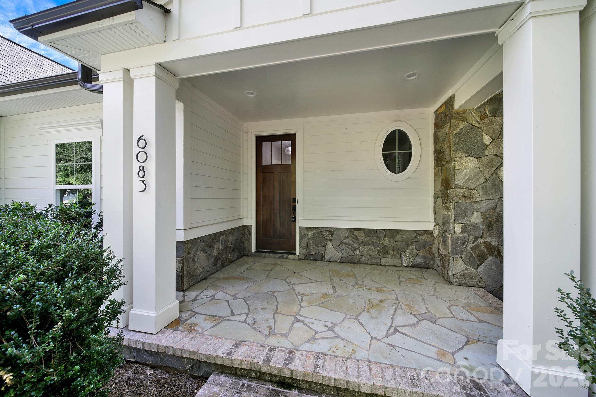 6083 Chimney Bluff Road Property Photo 2