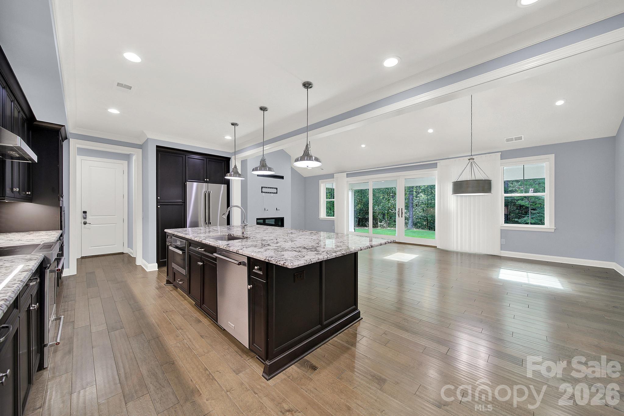 6083 Chimney Bluff Road Property Photo 7