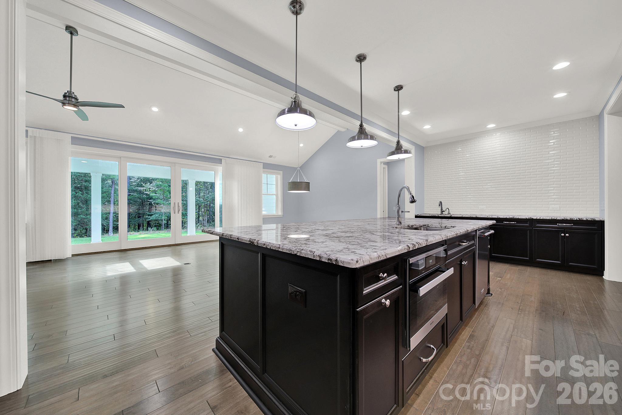 6083 Chimney Bluff Road Property Photo 12
