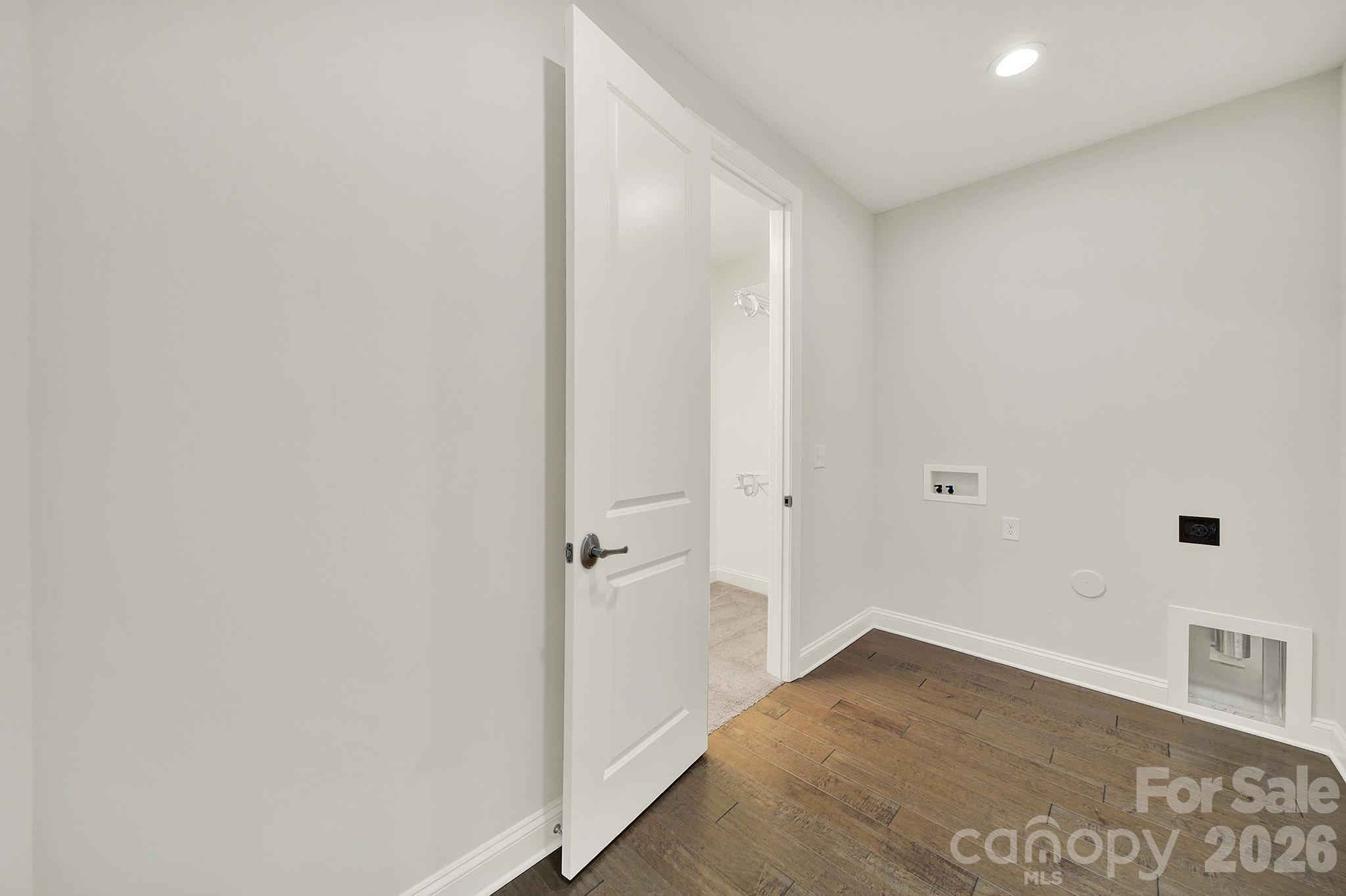 6083 Chimney Bluff Road Property Photo 18