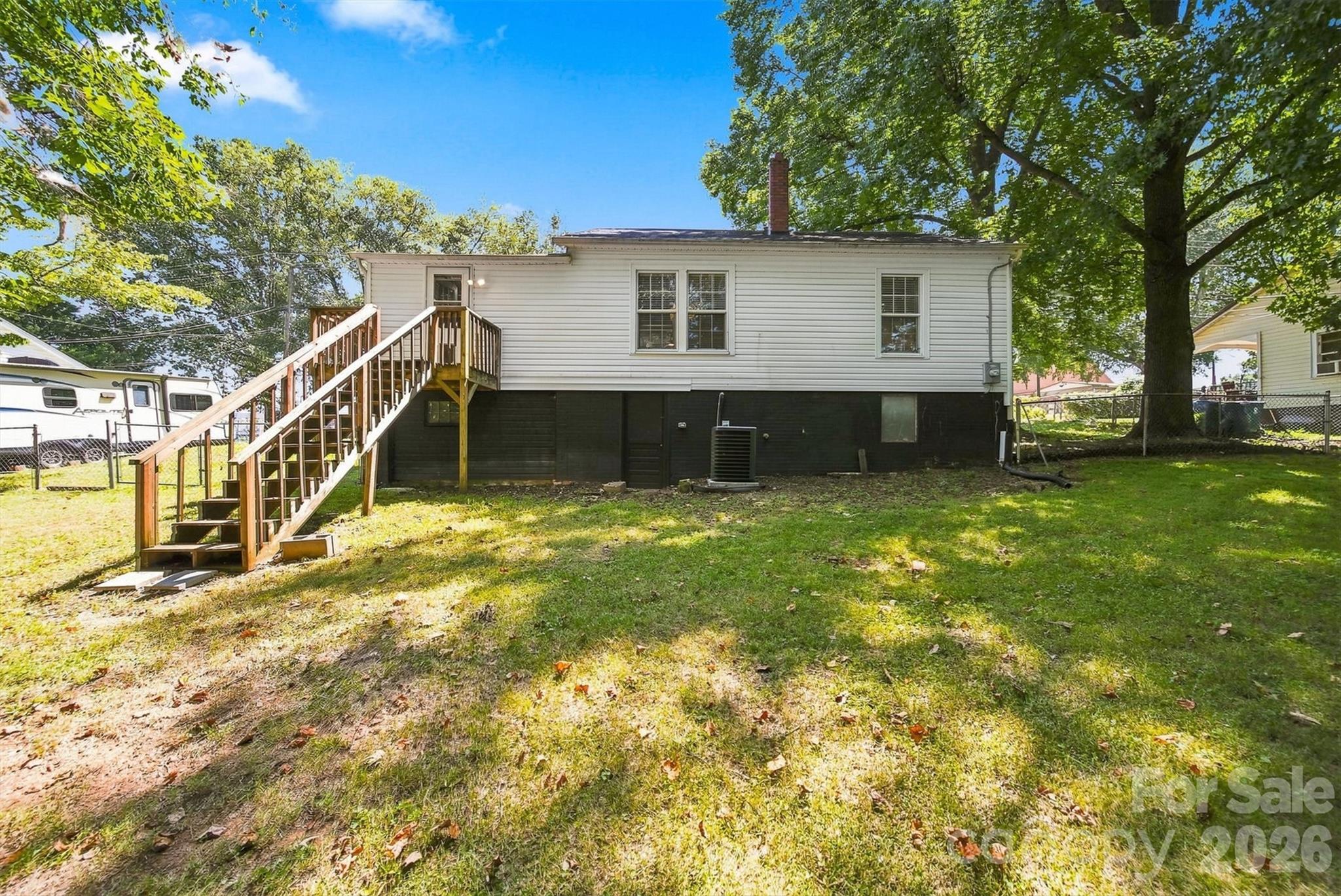 3226 Anderson Street Property Photo 21