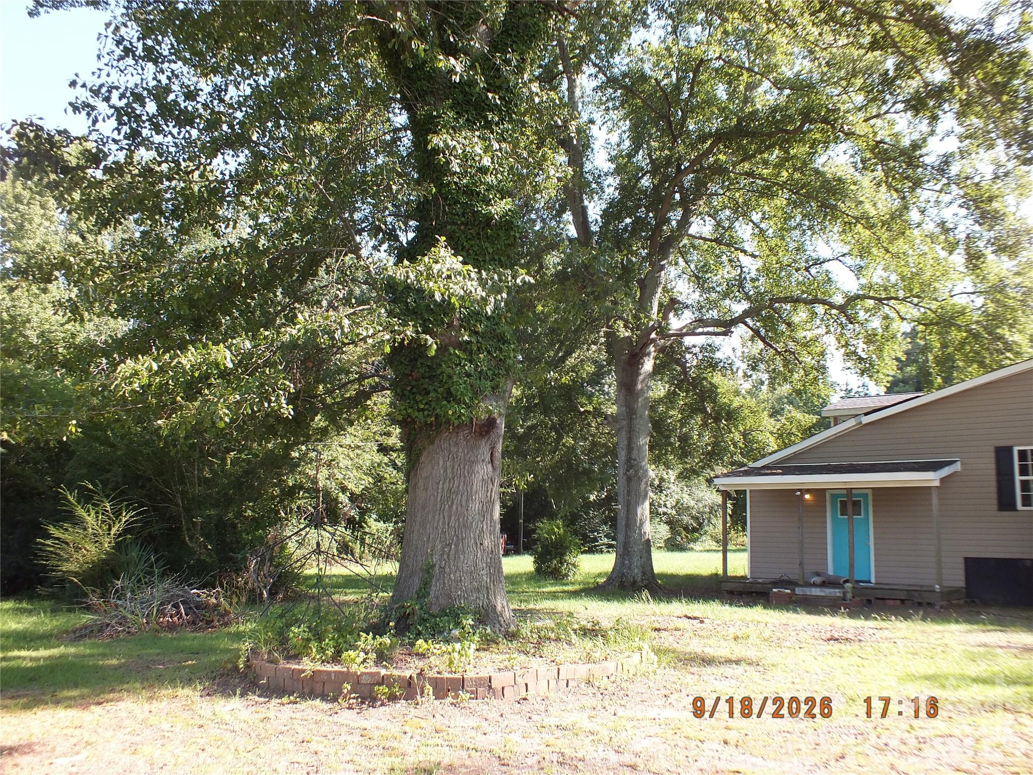 6372 Kershaw Camden Highway Property Photo 2