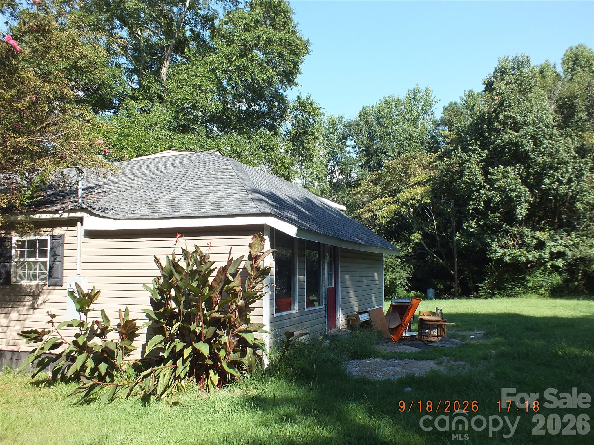 6372 Kershaw Camden Highway Property Photo 5