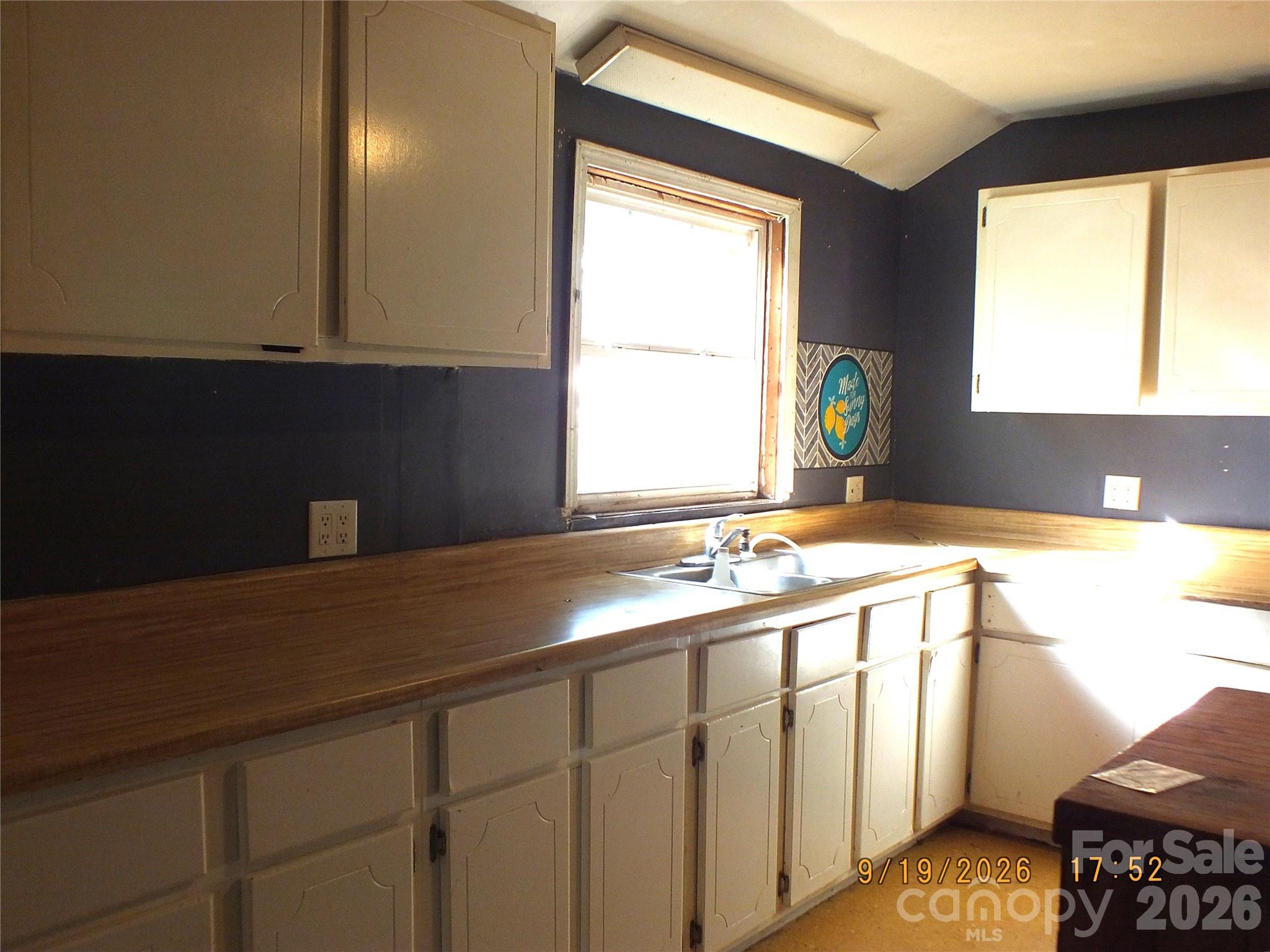 6372 Kershaw Camden Highway Property Photo 9