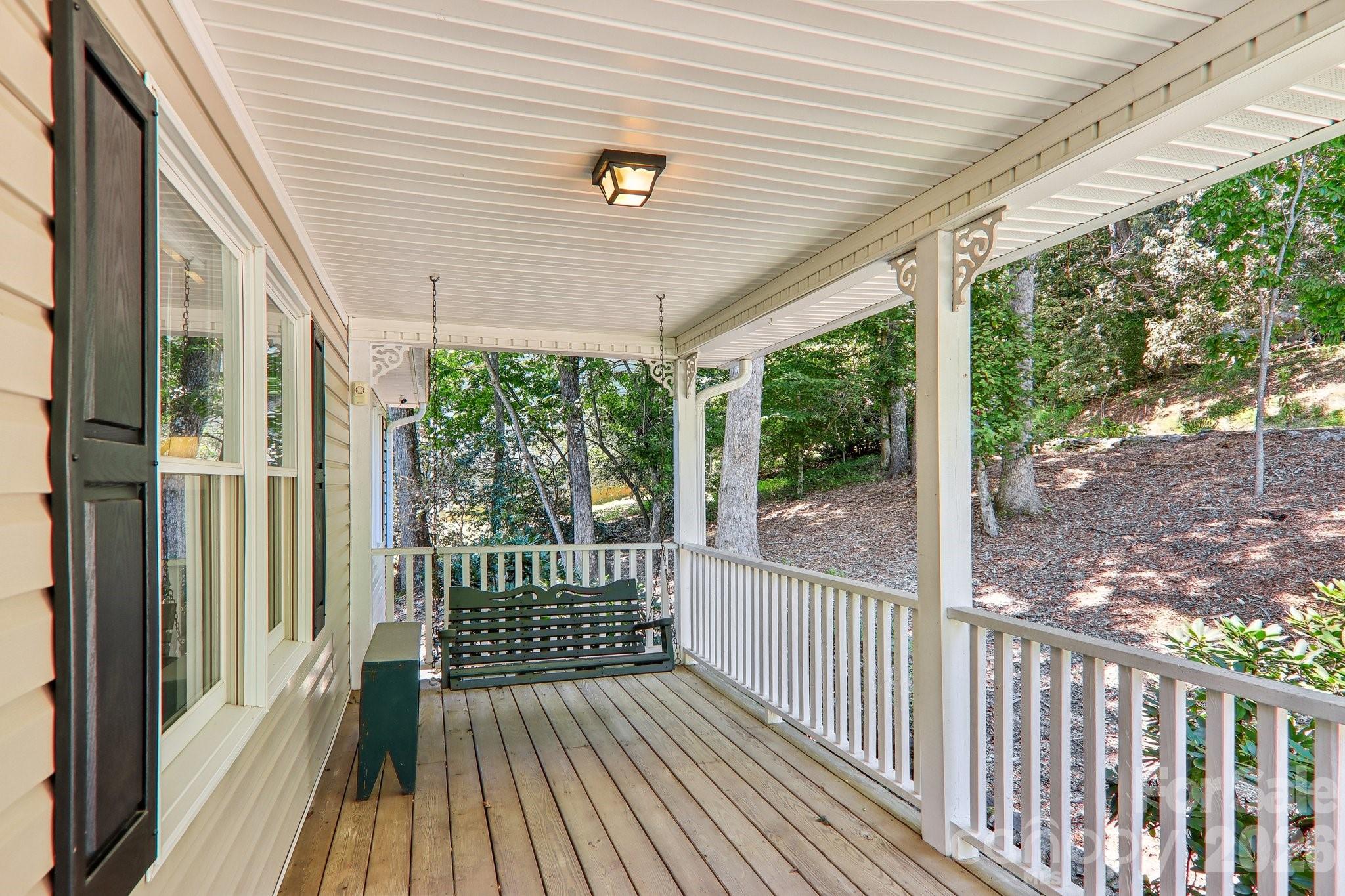 7 Maple Leaf Drive Property Photo 3