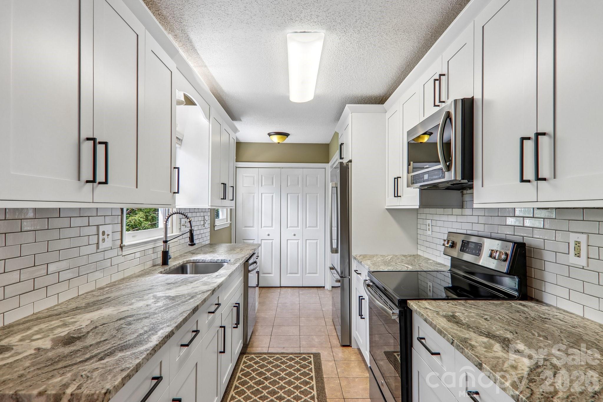 7 Maple Leaf Drive Property Photo 11