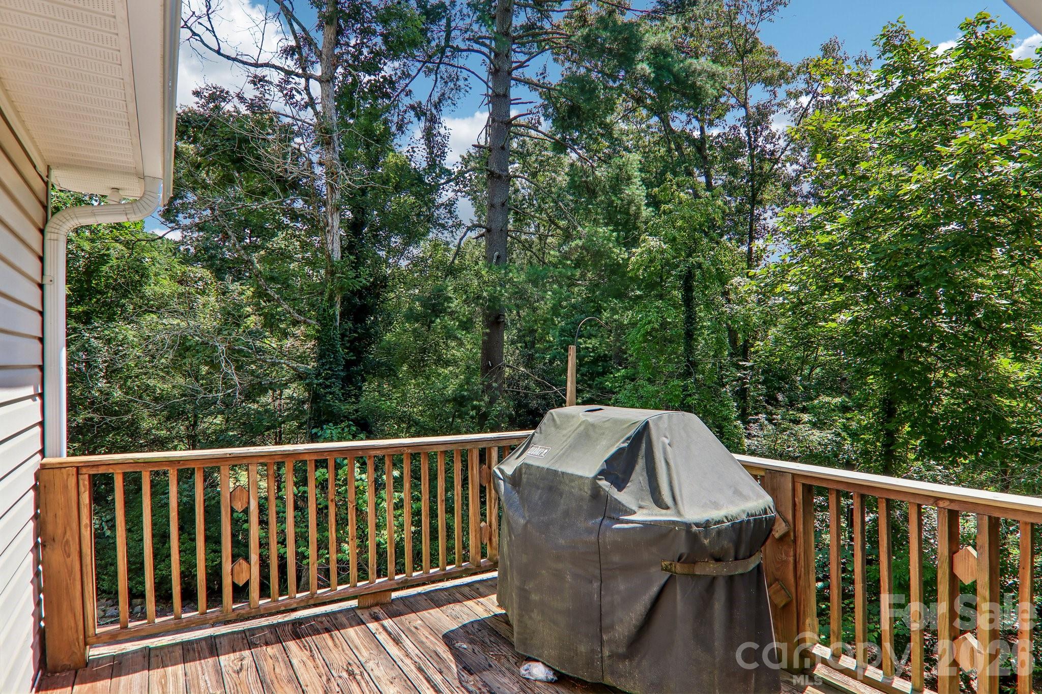 7 Maple Leaf Drive Property Photo 33