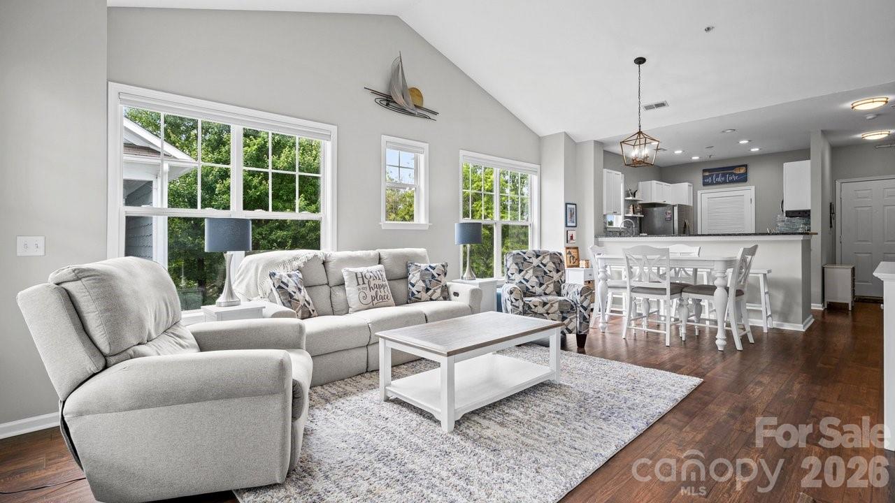18736 Nautical Drive 306 Property Photo 2