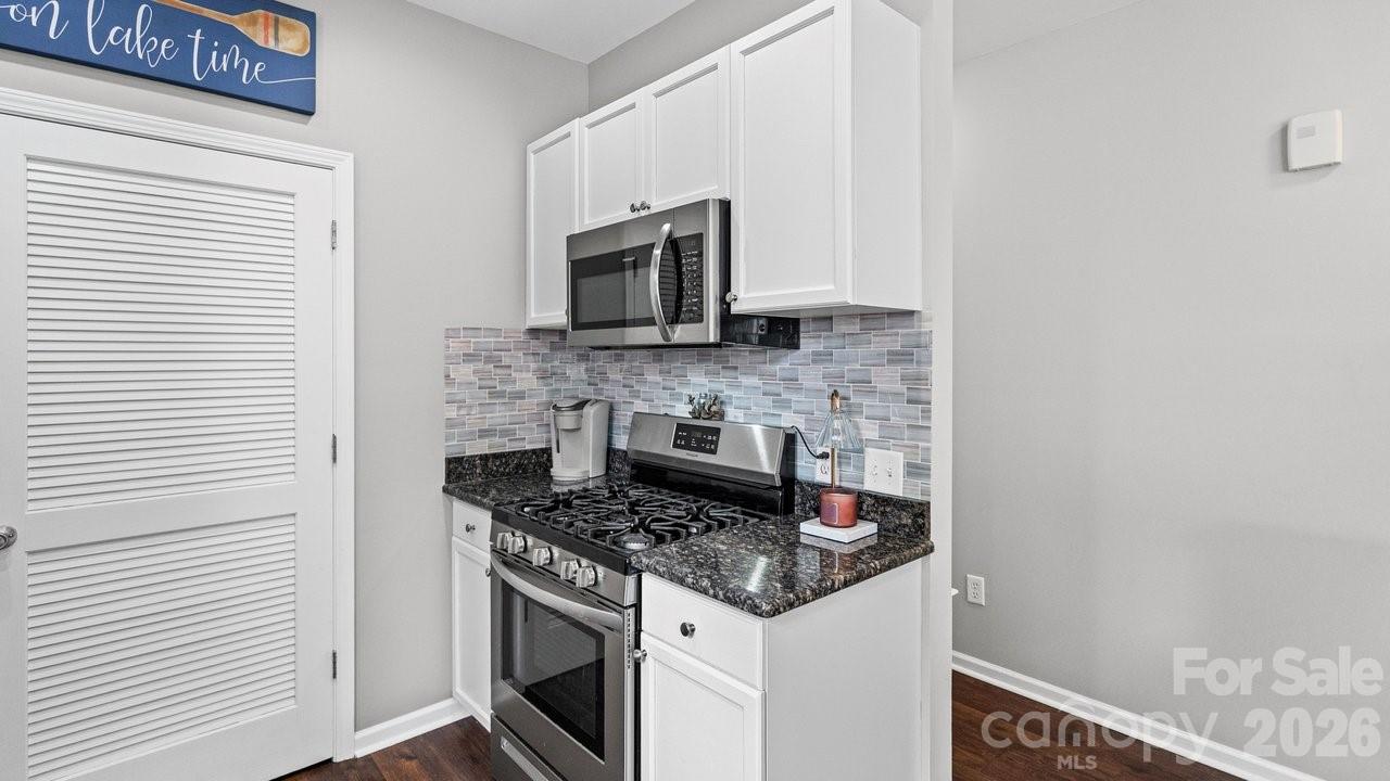 18736 Nautical Drive 306 Property Photo 13