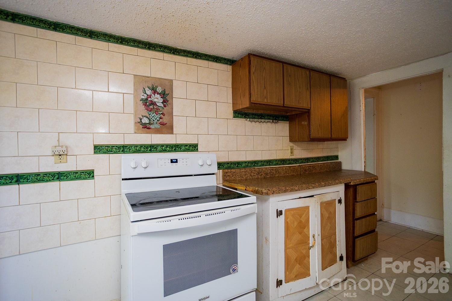 91 Clingman Avenue Property Photo 16