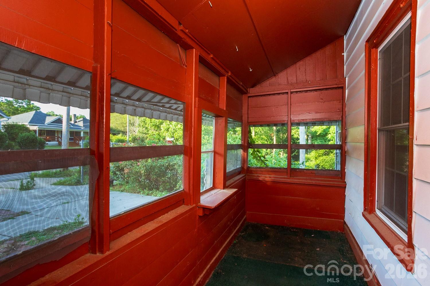 91 Clingman Avenue Property Photo 35