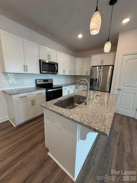2125 24th Street Lane Property Photo 3