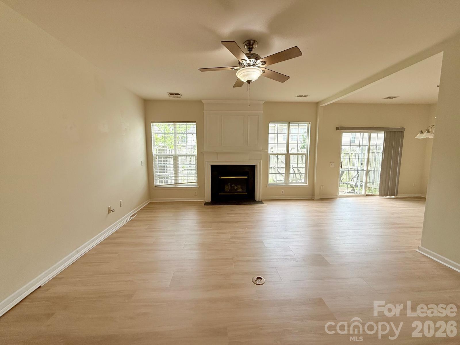 10212 Garmoyle Street Property Photo 7
