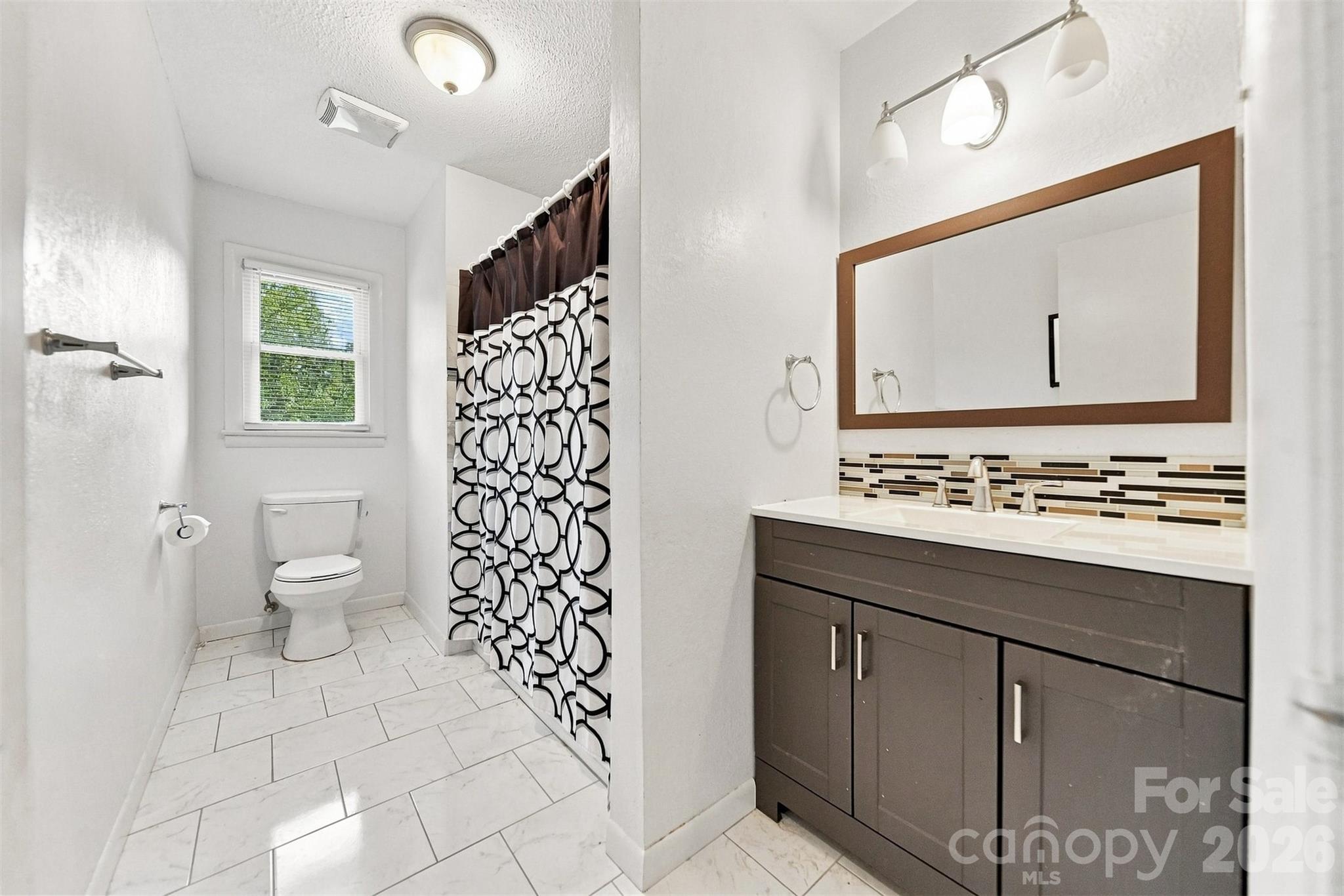 2103 2nd Avenue Property Photo 10