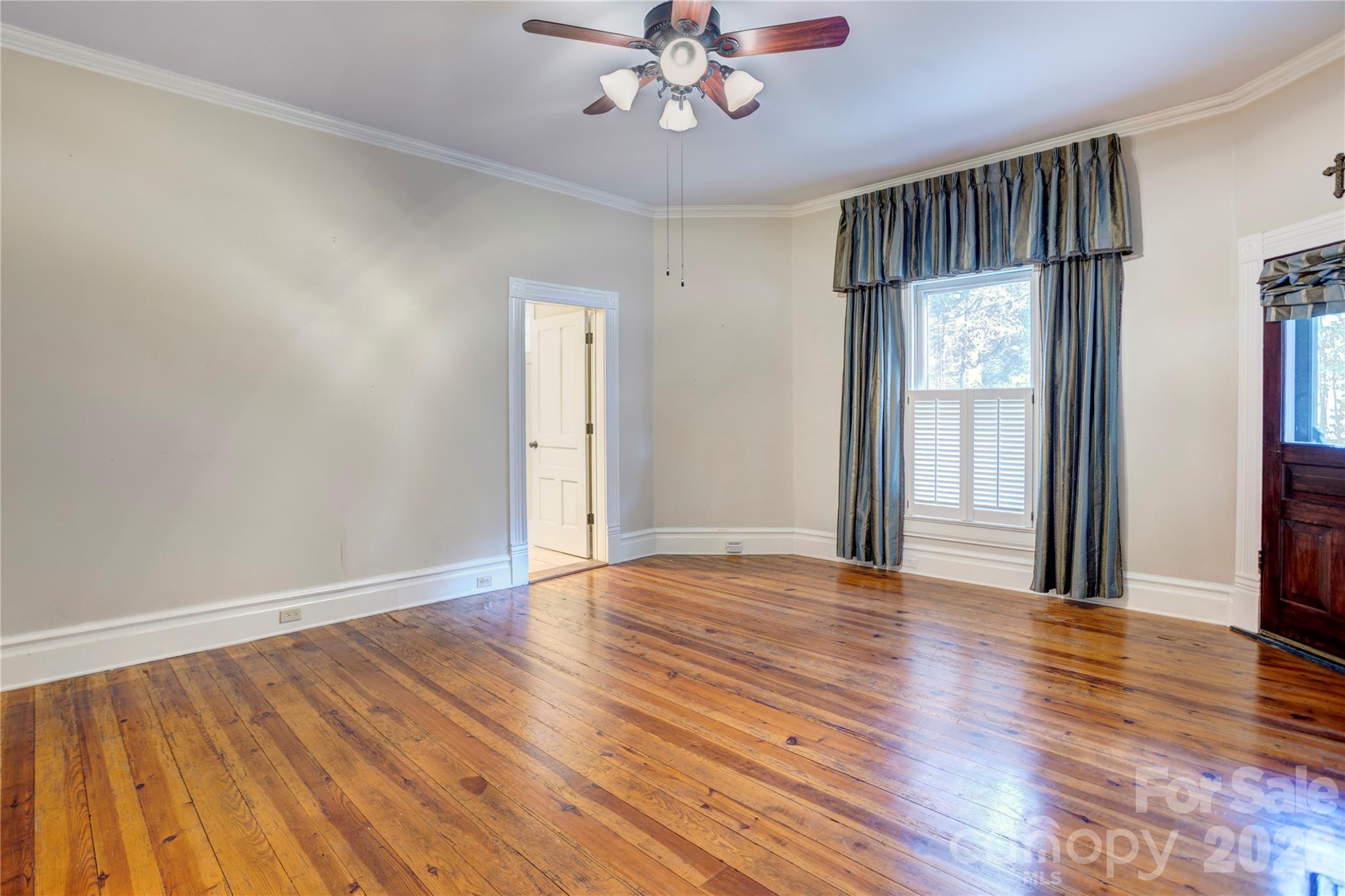 30 Georgia Street Property Photo 13