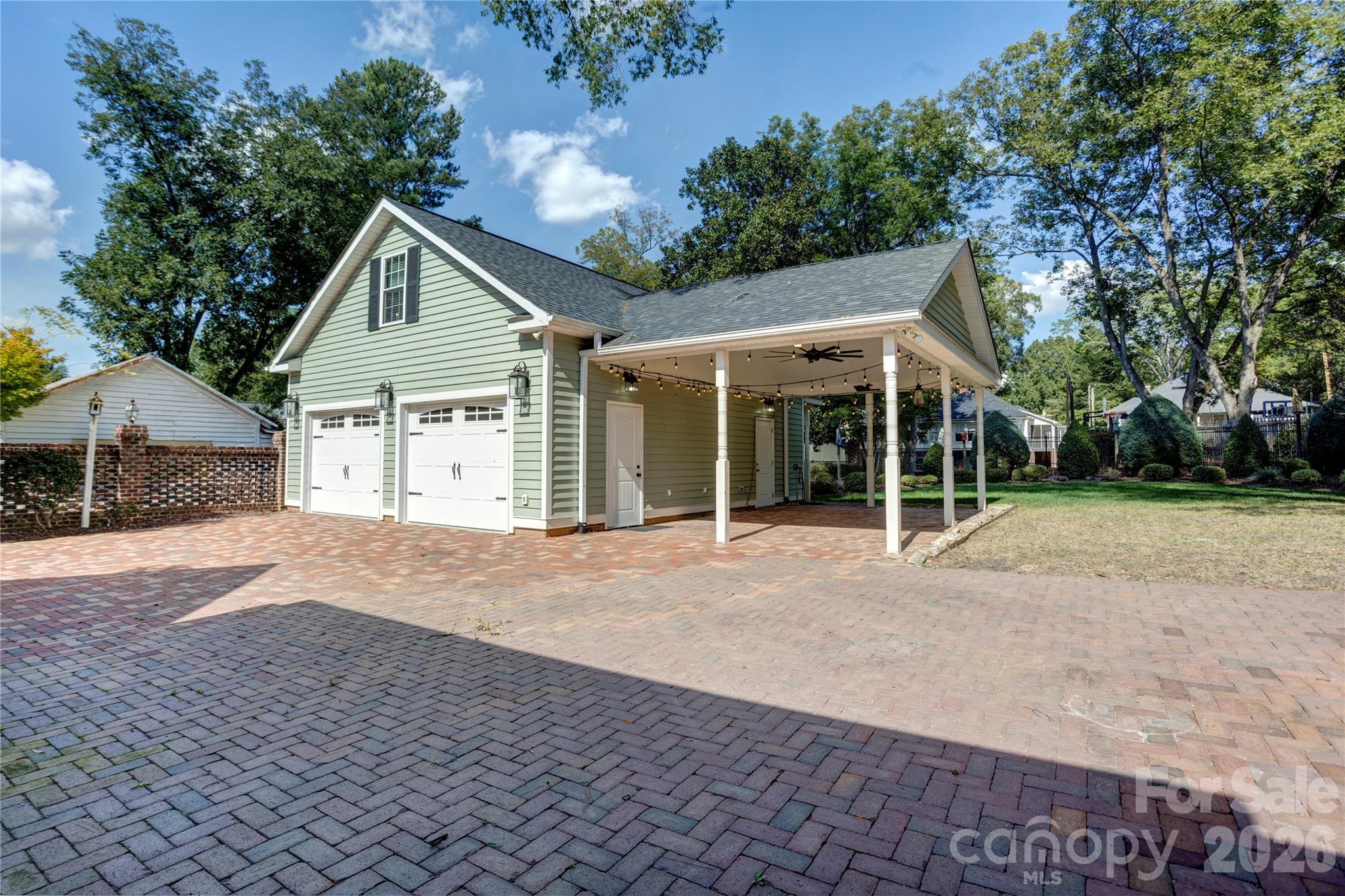 30 Georgia Street Property Photo 33