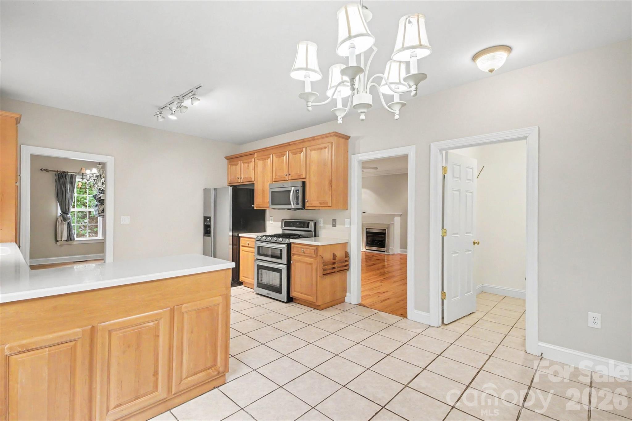 122 Hazeltine Court Property Photo 11