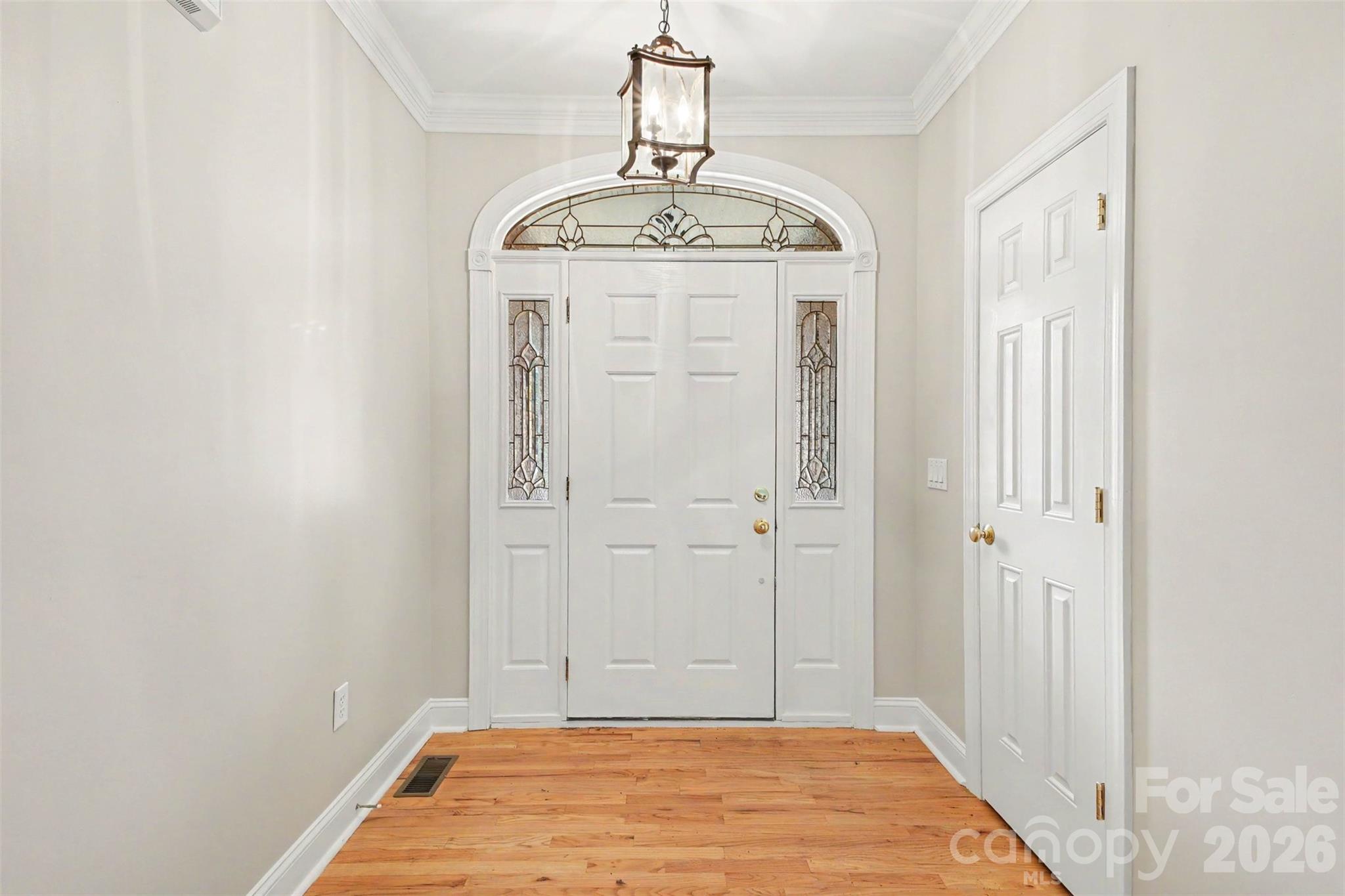 122 Hazeltine Court Property Photo 15