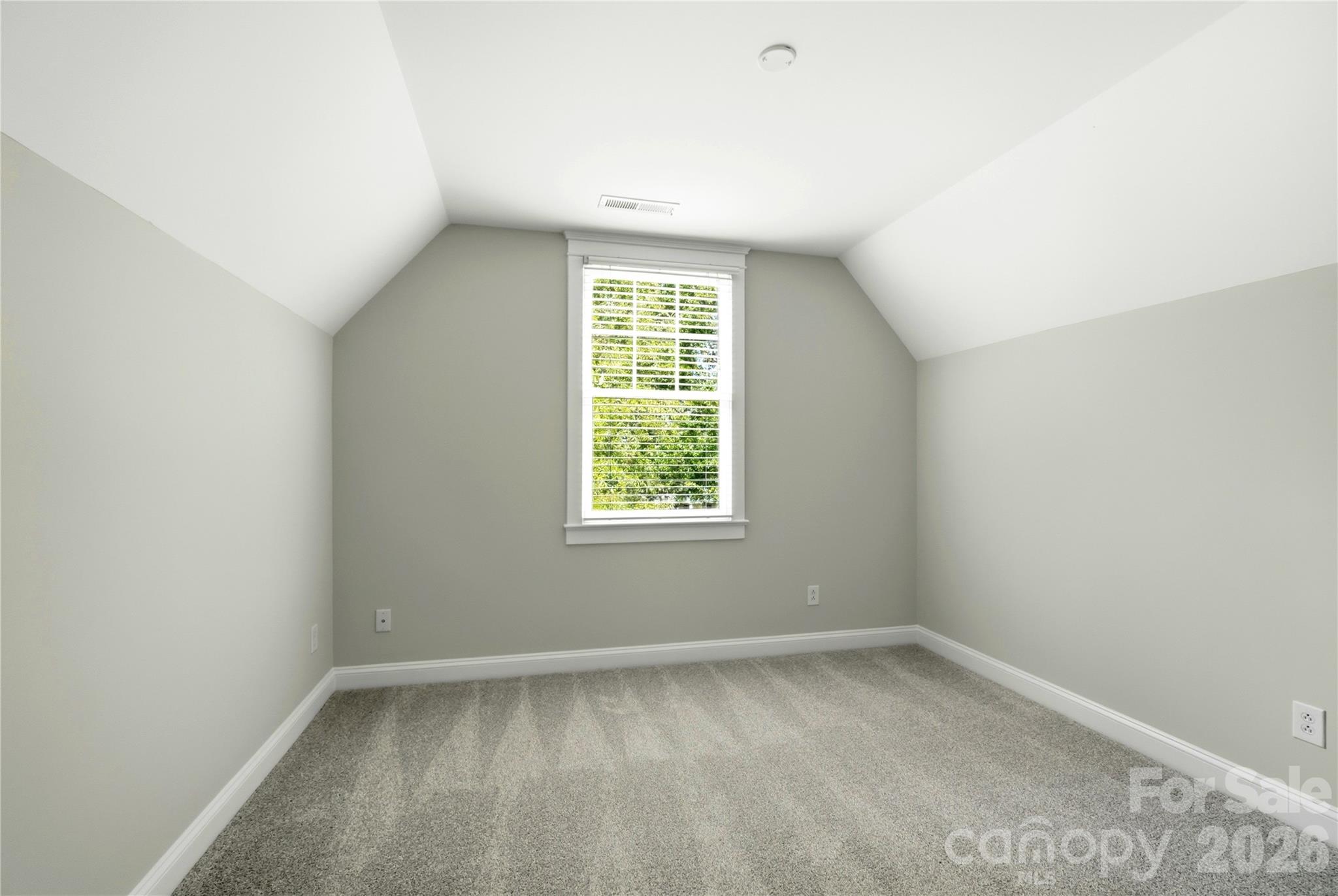 660 Revival Row Property Photo 32