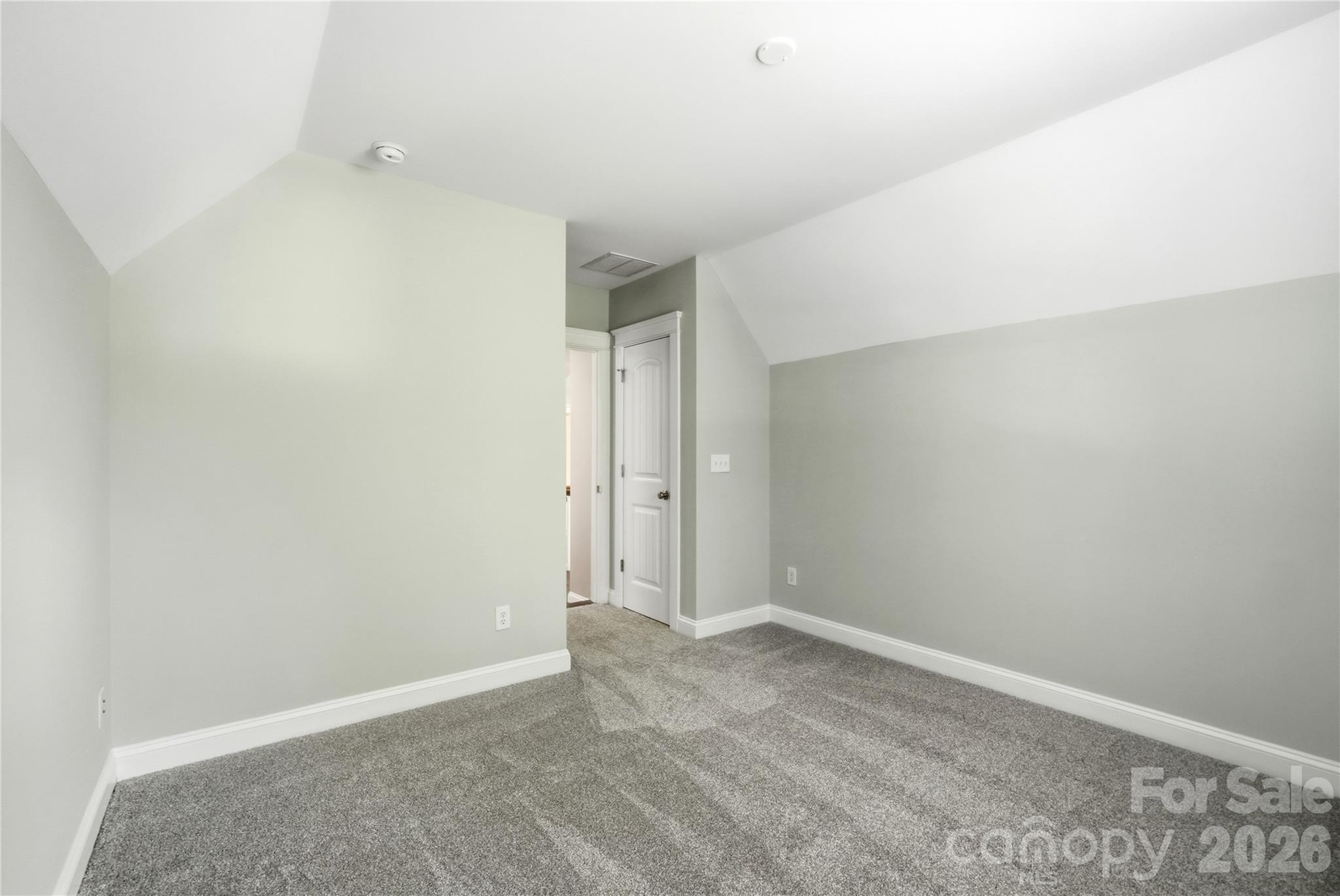 660 Revival Row Property Photo 33