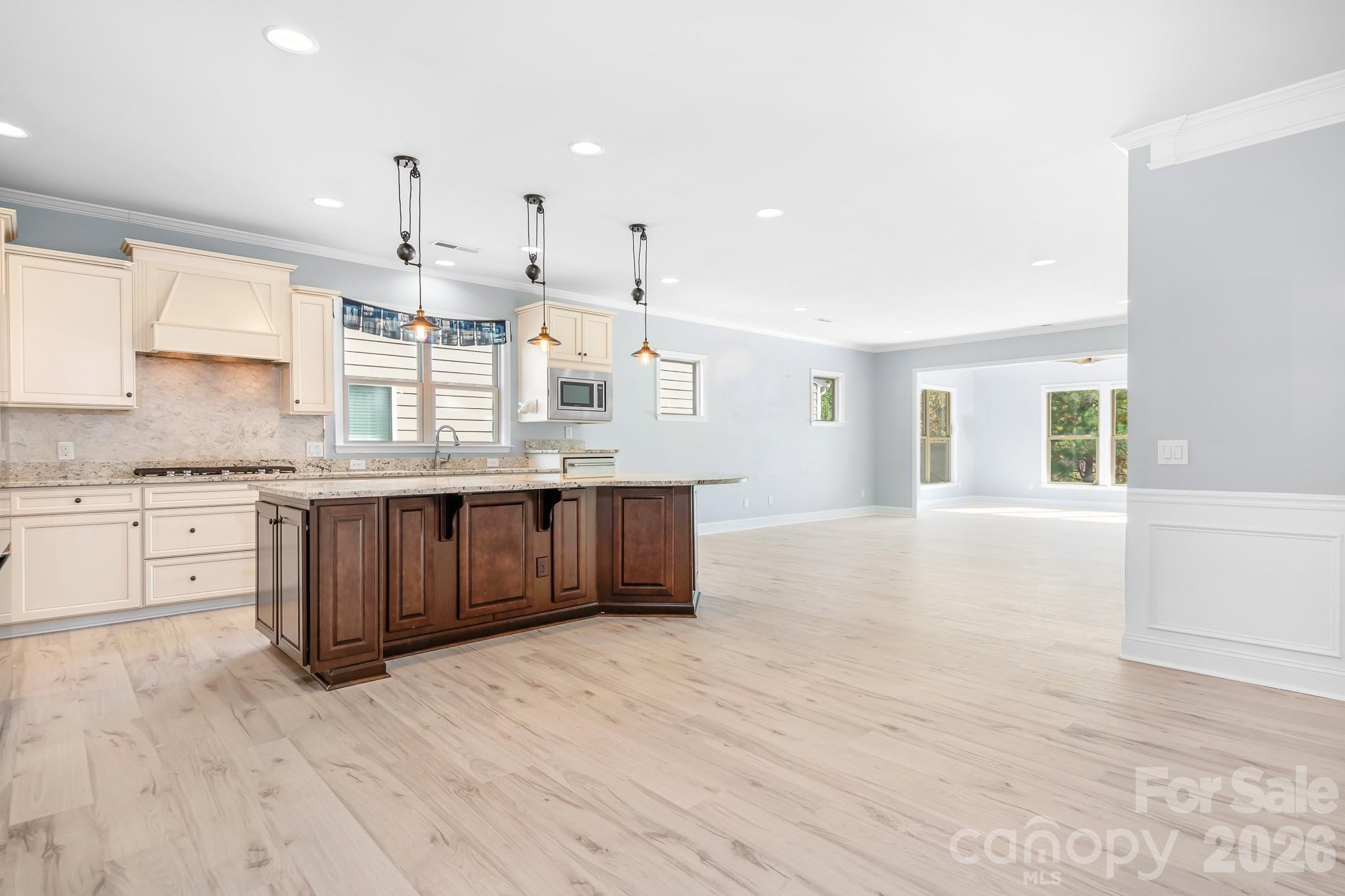 910 Kirby Drive Property Photo 32