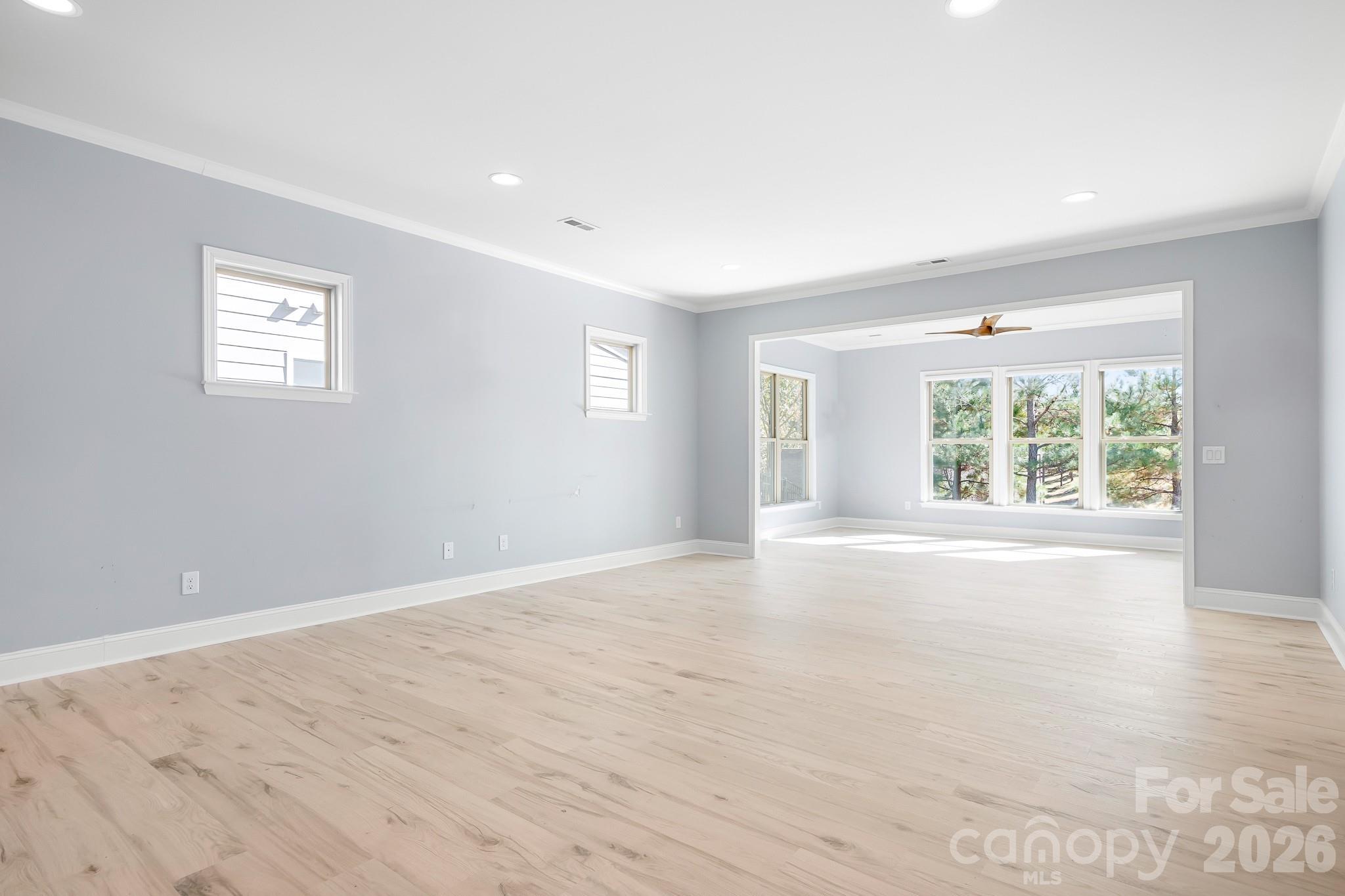 910 Kirby Drive Property Photo 37