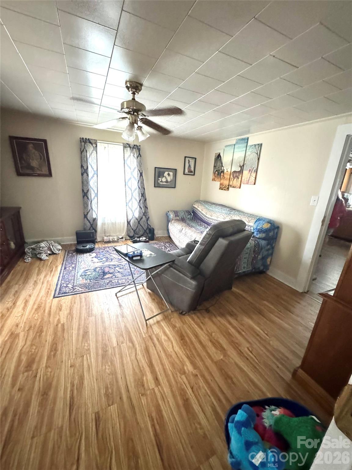 410 Spring Street Property Photo 8