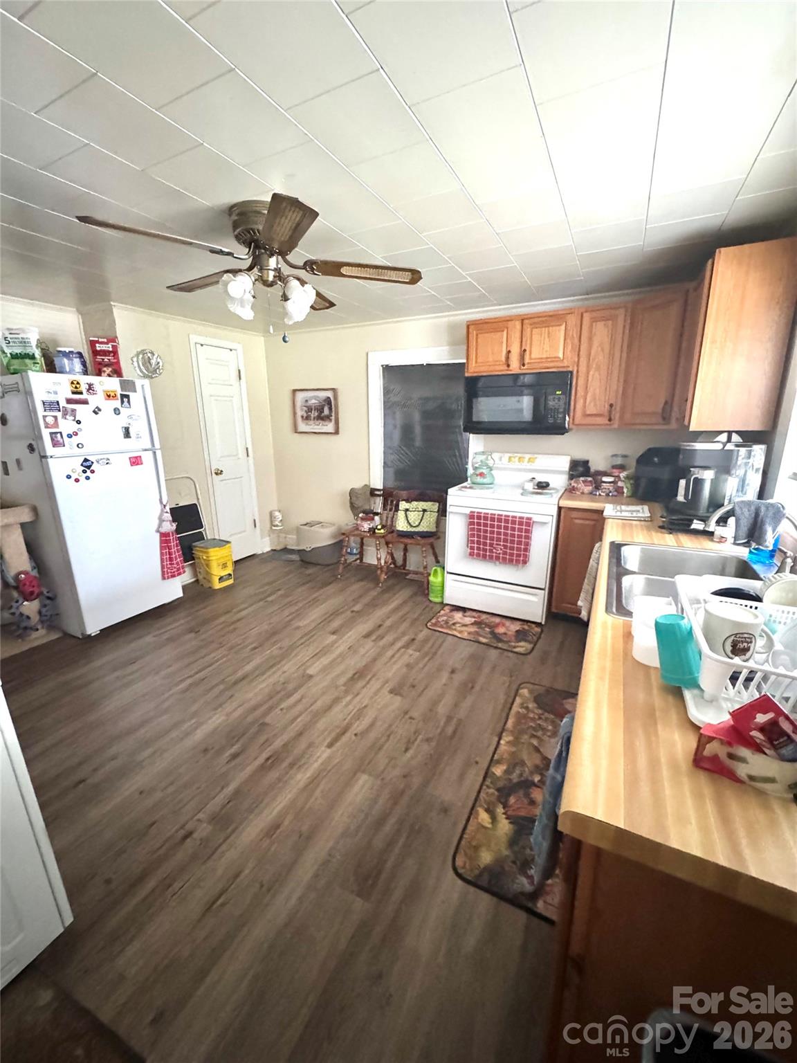 410 Spring Street Property Photo 10