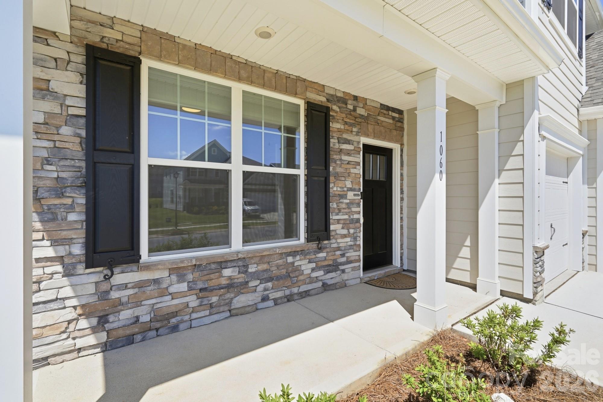 1060 Merganser Way Property Photo 2