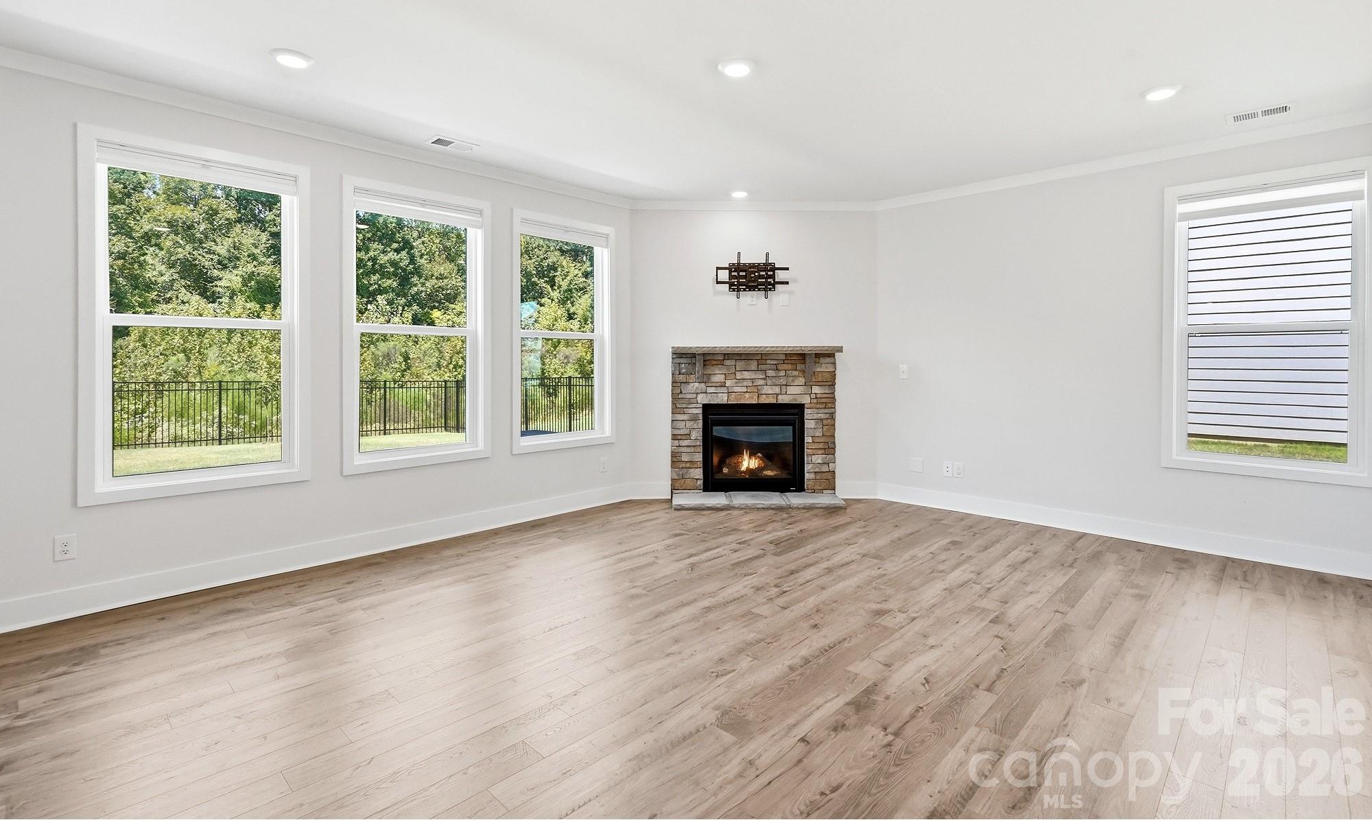 1060 Merganser Way Property Photo 13