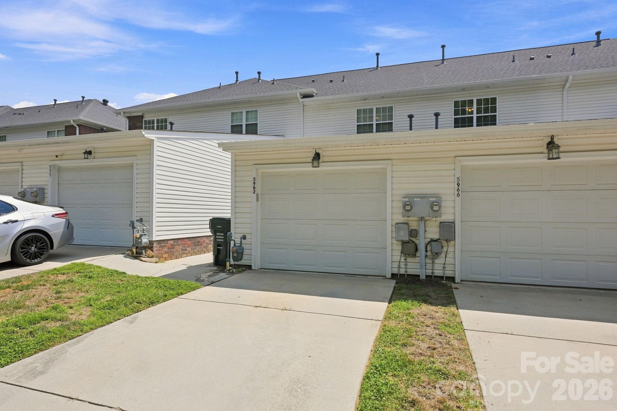 5962 Village Drive Property Photo 21