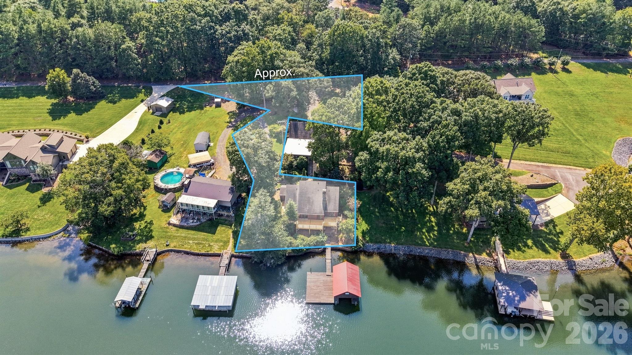 6580 Central Drive Property Photo 3