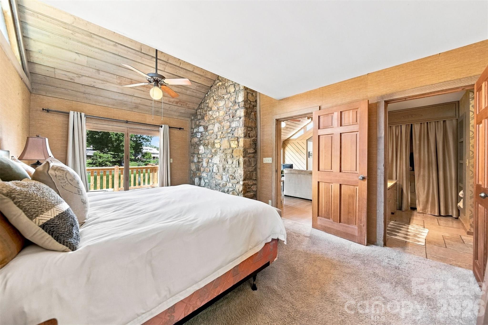 6580 Central Drive Property Photo 15
