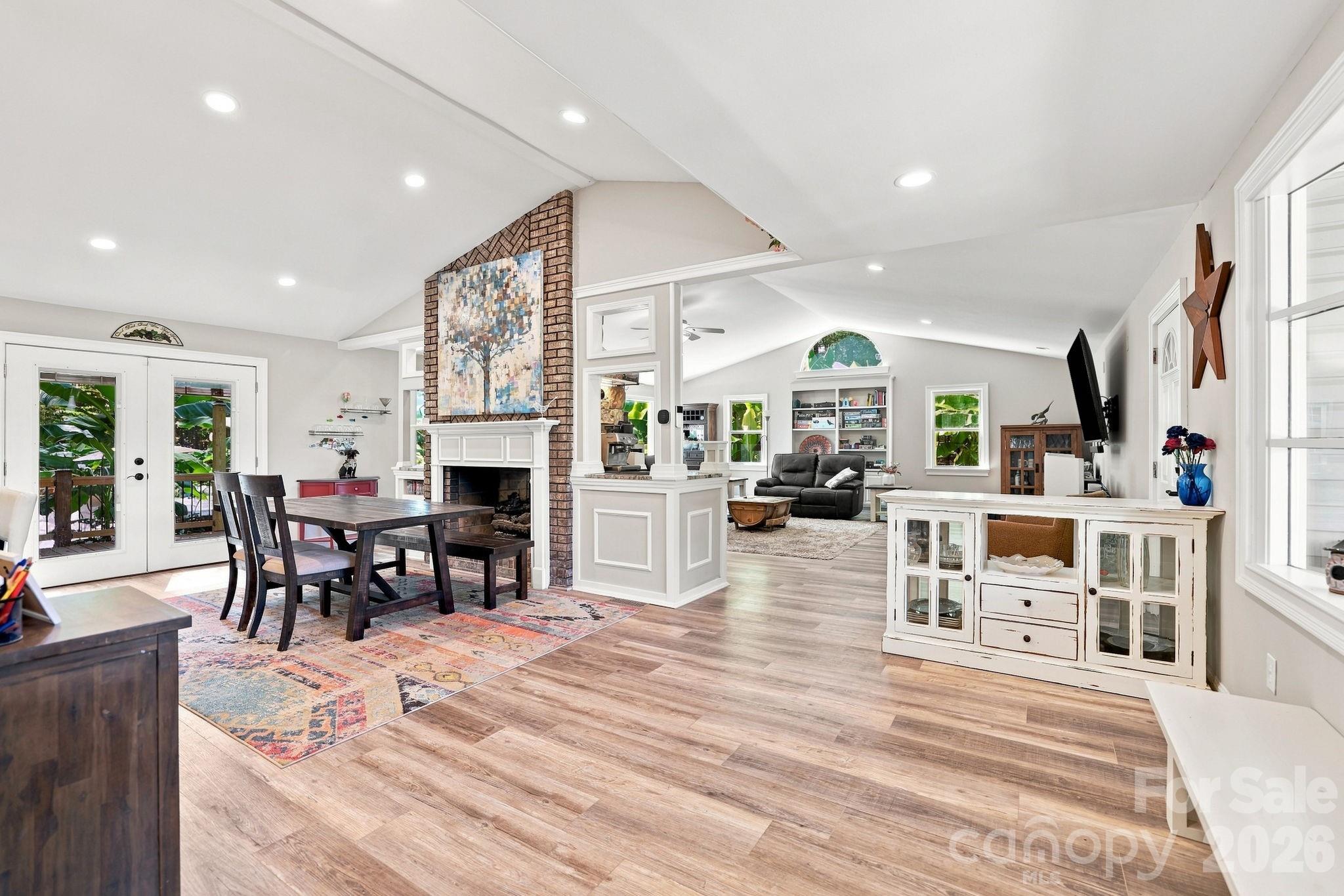 205 Dornoch Drive Property Photo 6