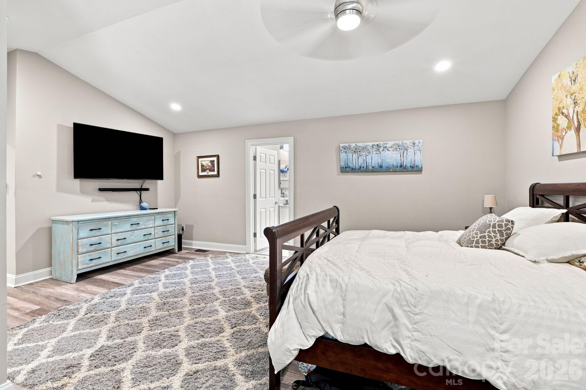 205 Dornoch Drive Property Photo 23
