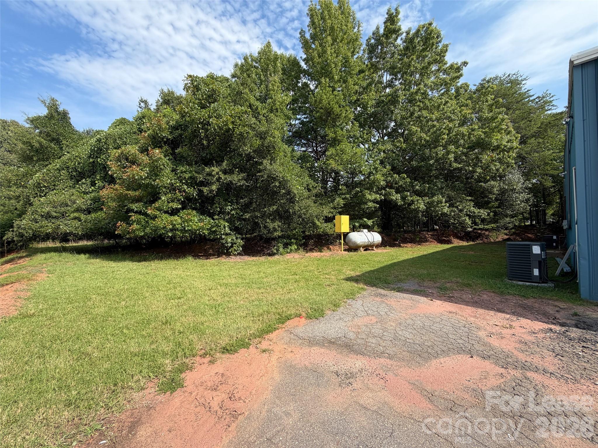 144 Industrial Drive 2 Property Photo 6