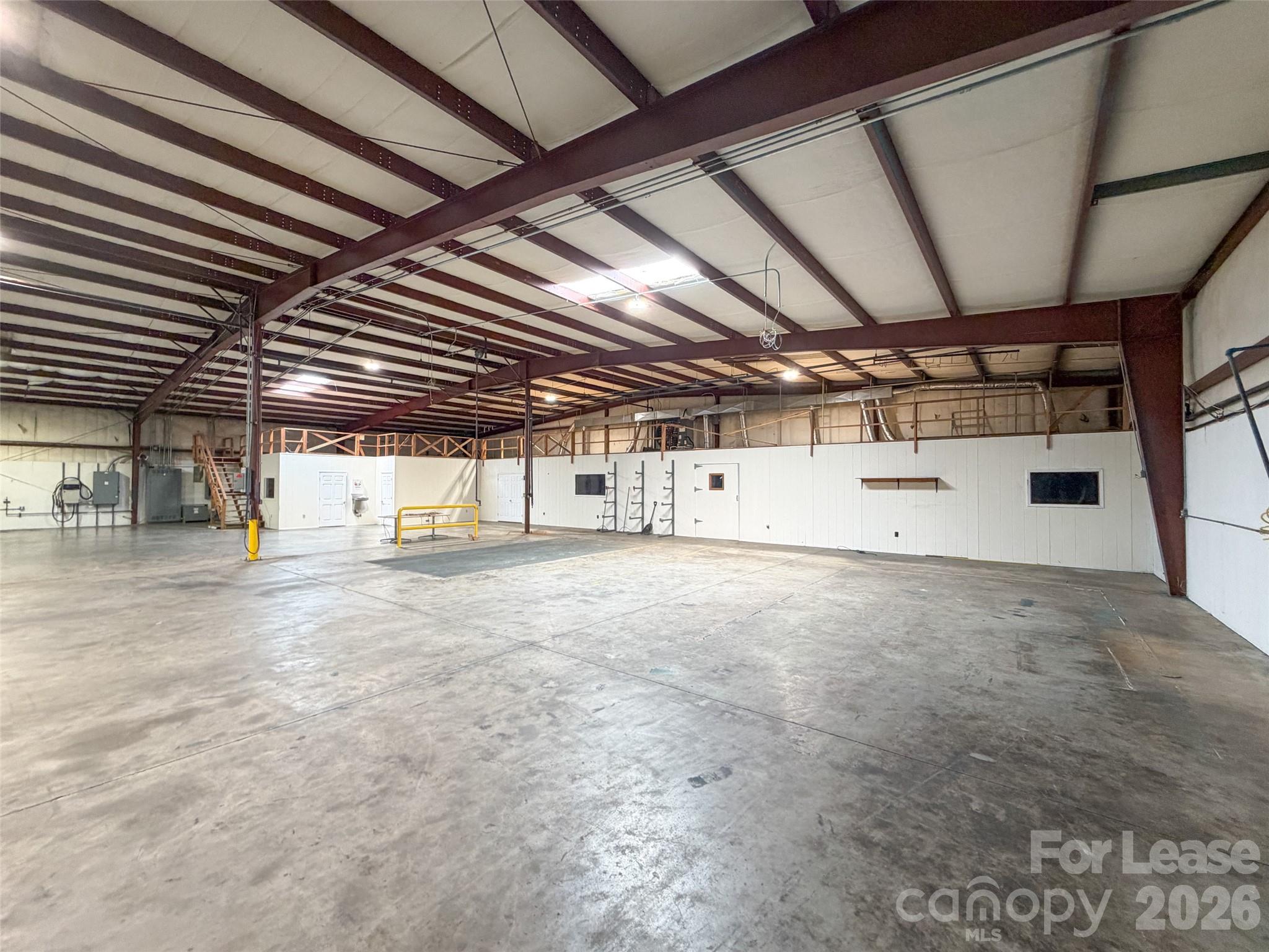144 Industrial Drive 2 Property Photo 18