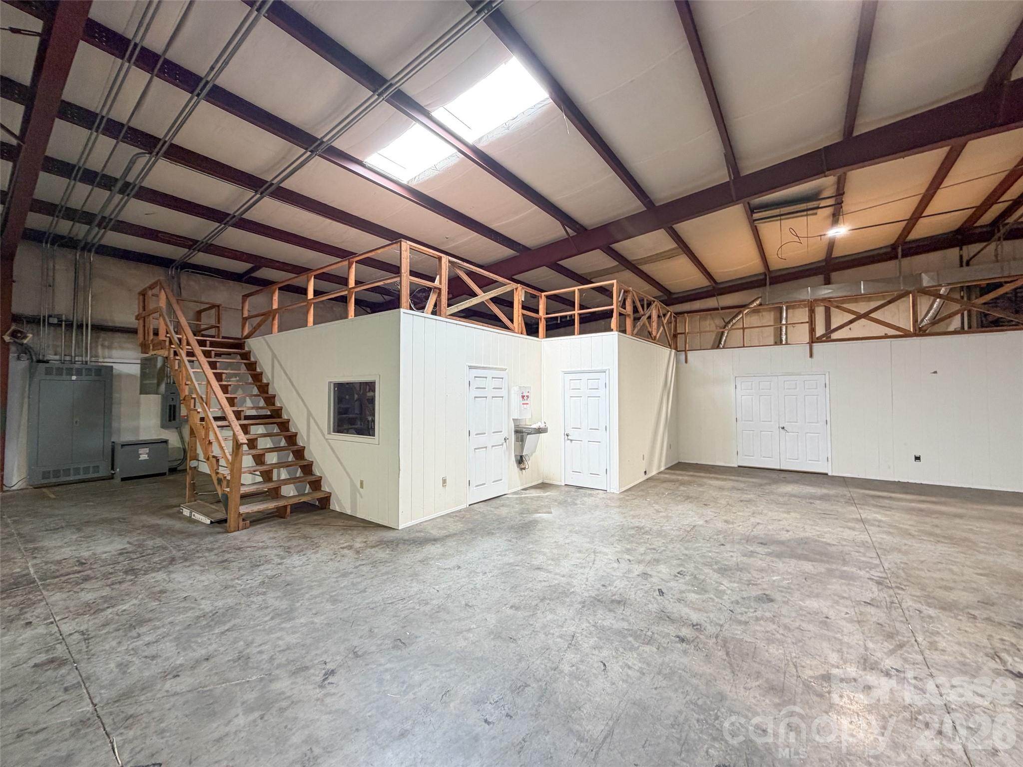 144 Industrial Drive 2 Property Photo 26