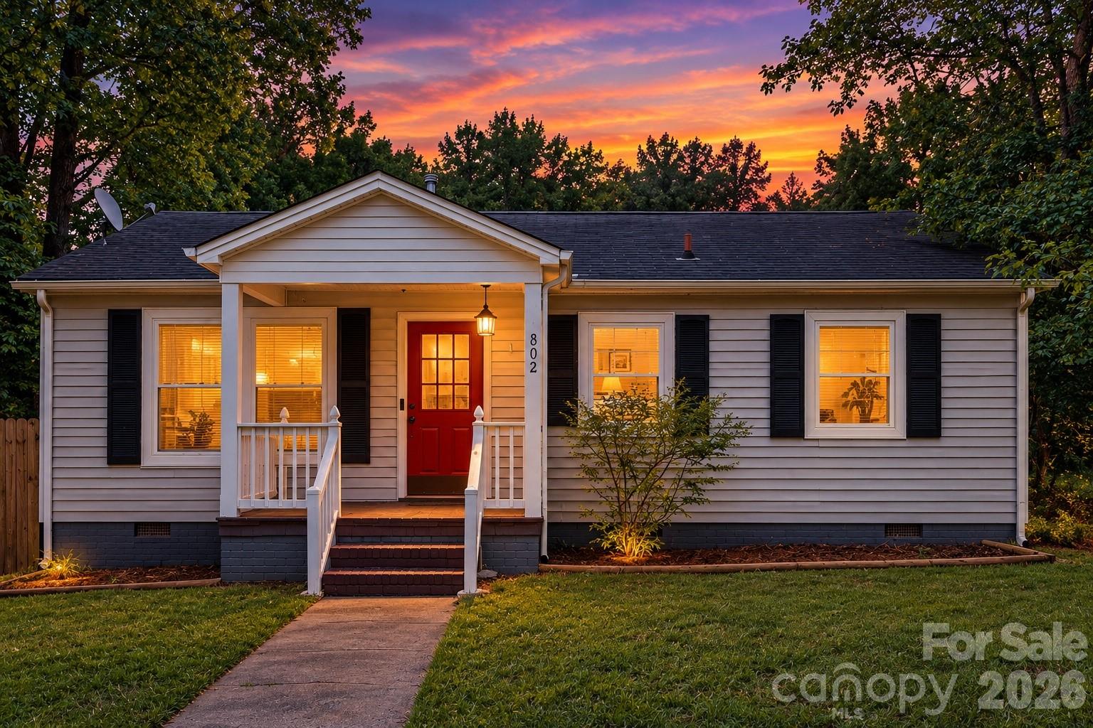 802 Stowe Drive Property Photo 1