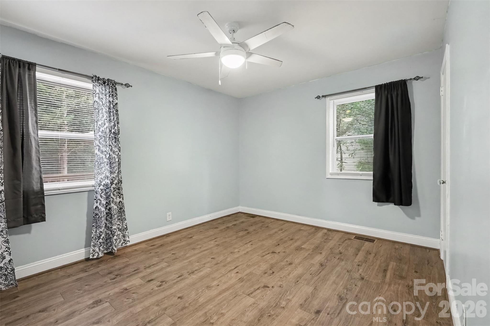 802 Stowe Drive Property Photo 16