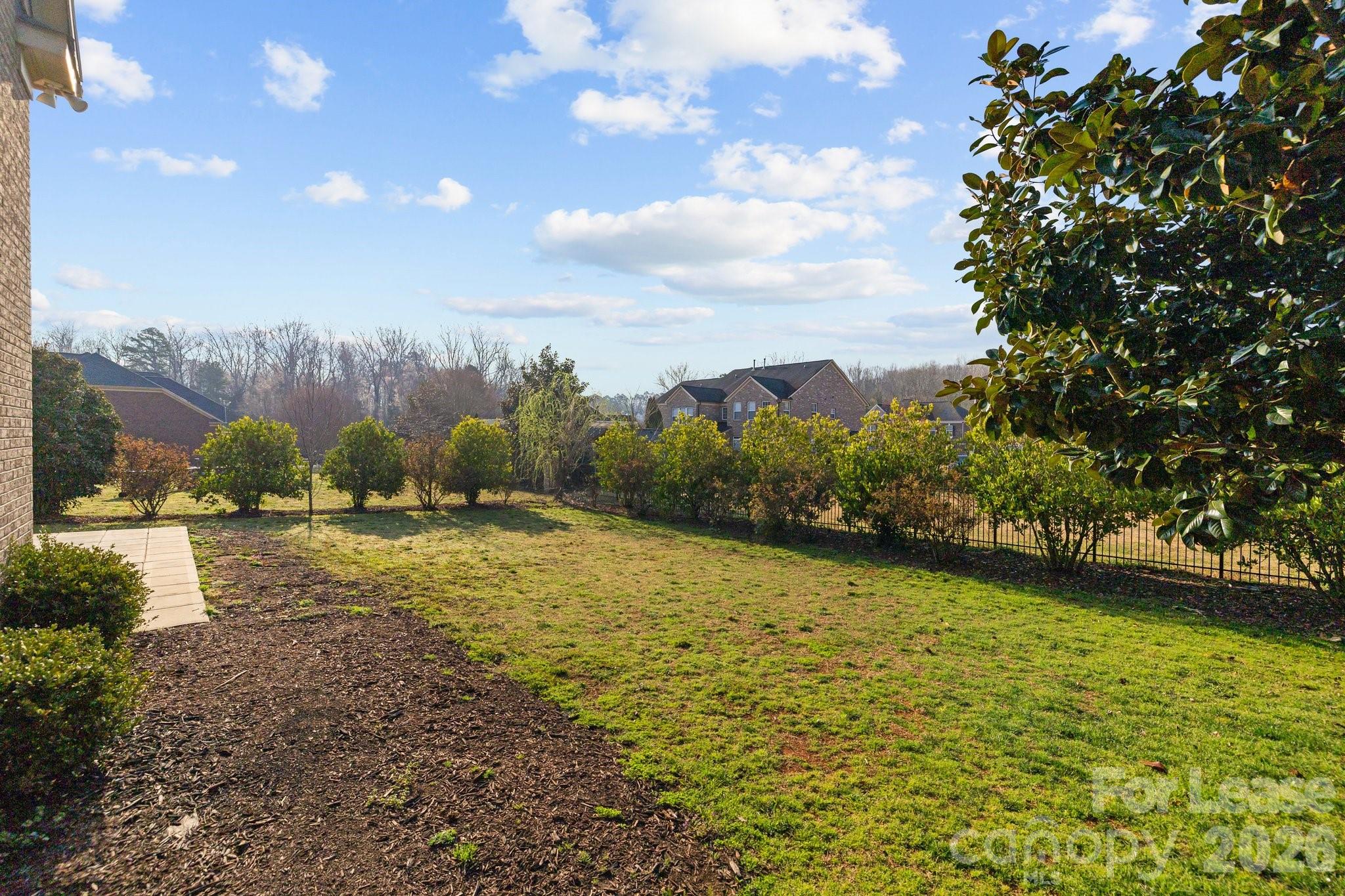 3907 Voltaire Drive Property Photo 4