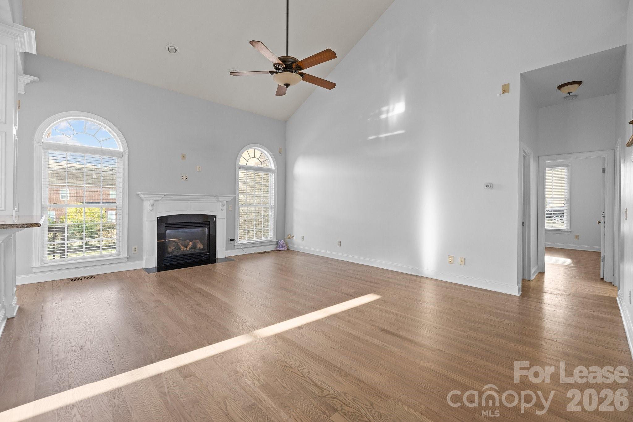 3907 Voltaire Drive Property Photo 14