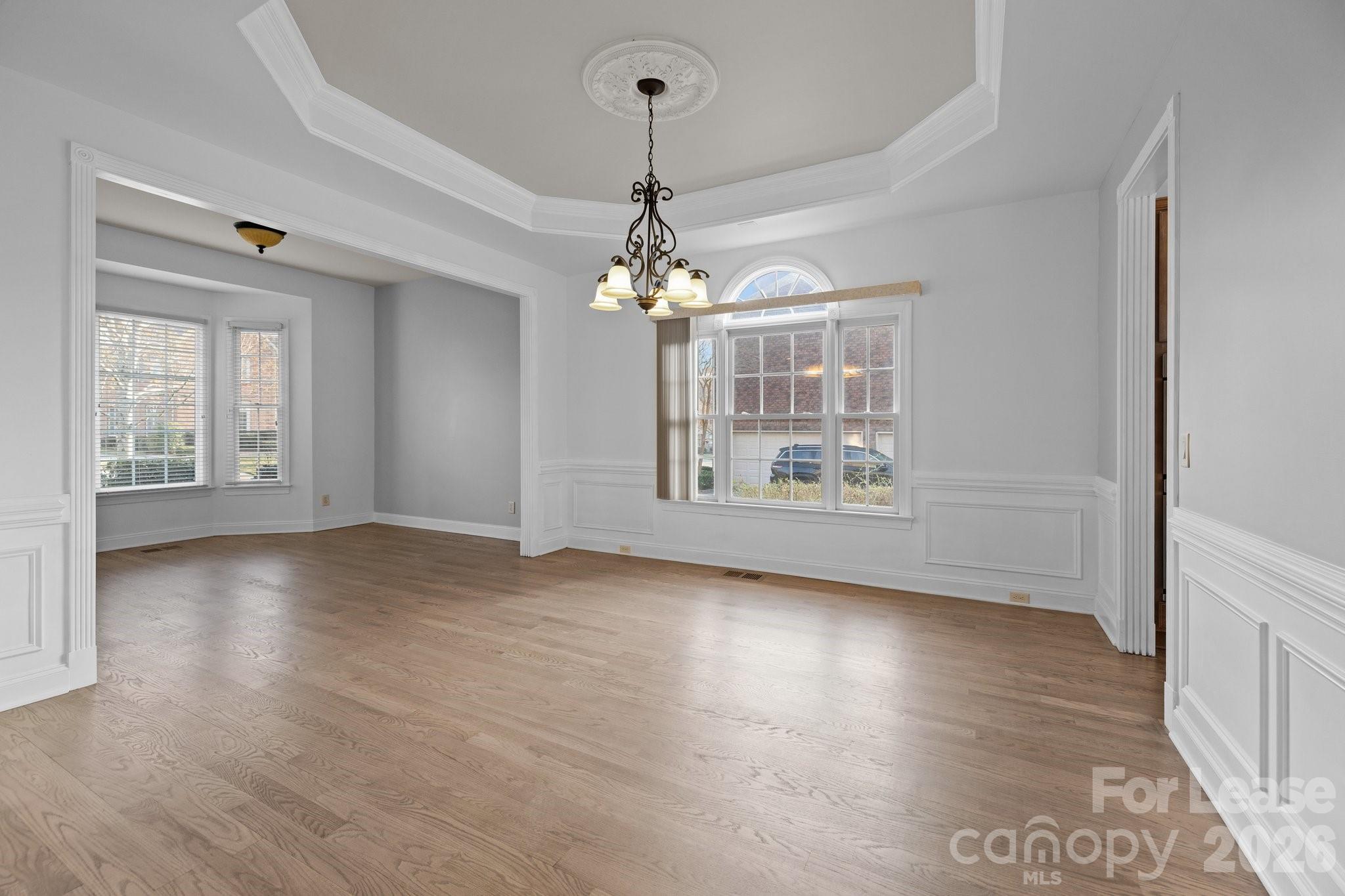 3907 Voltaire Drive Property Photo 16