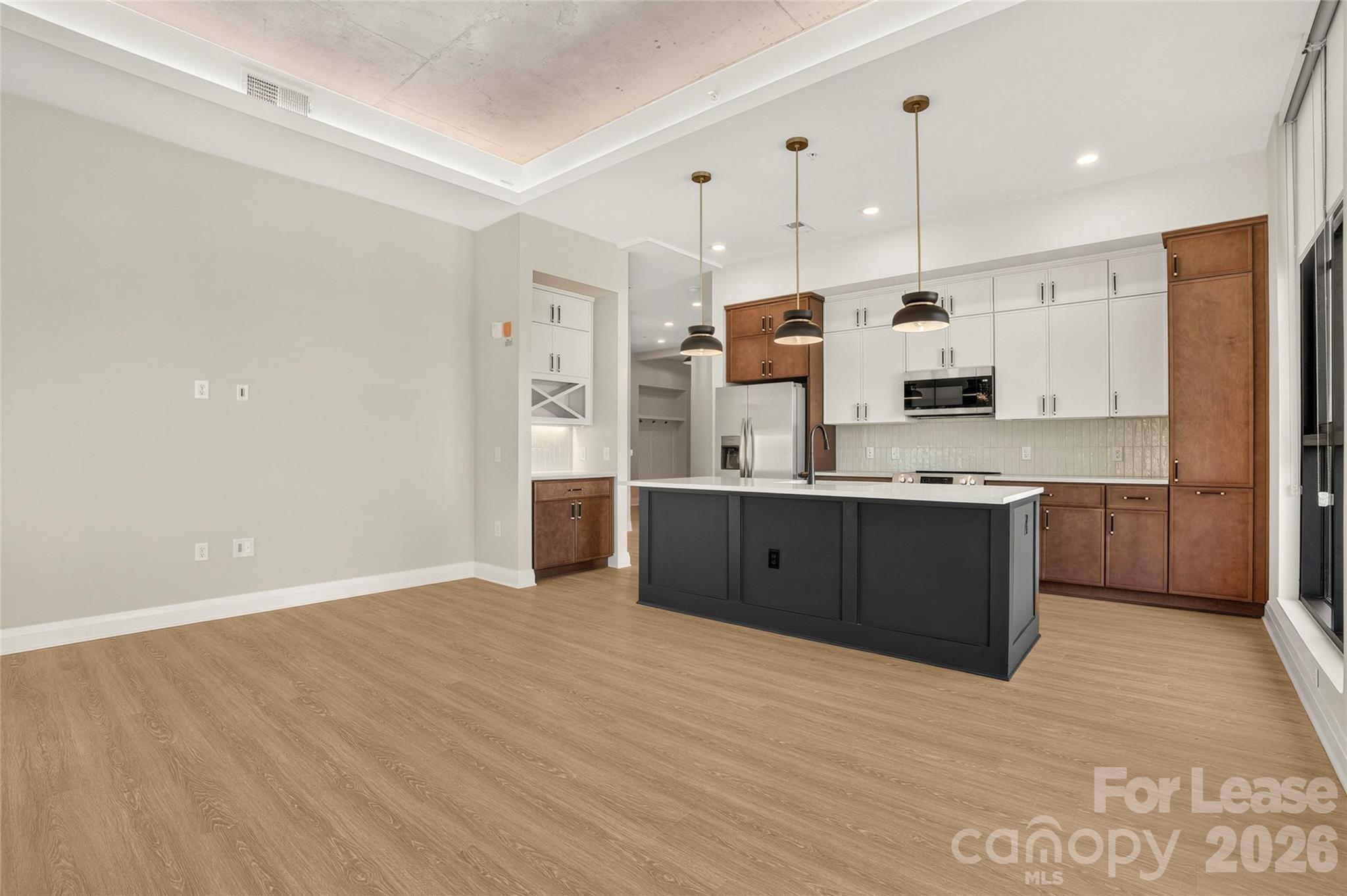 510 W Tremont Avenue A2 Property Photo 10