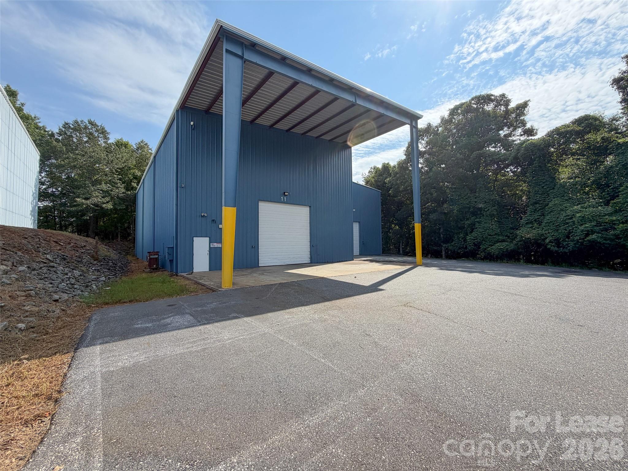144 Industrial Drive 3 Property Photo 2