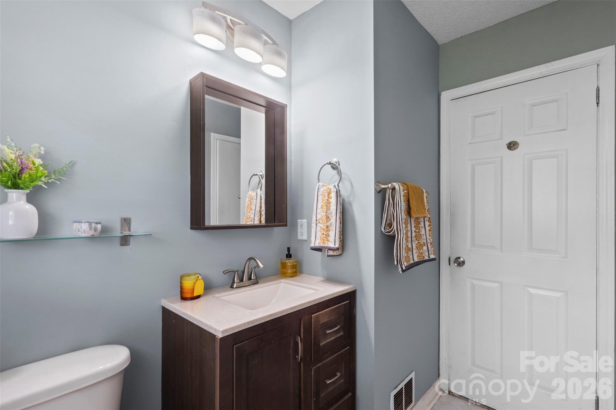 205 E Phifer Street Property Photo 13