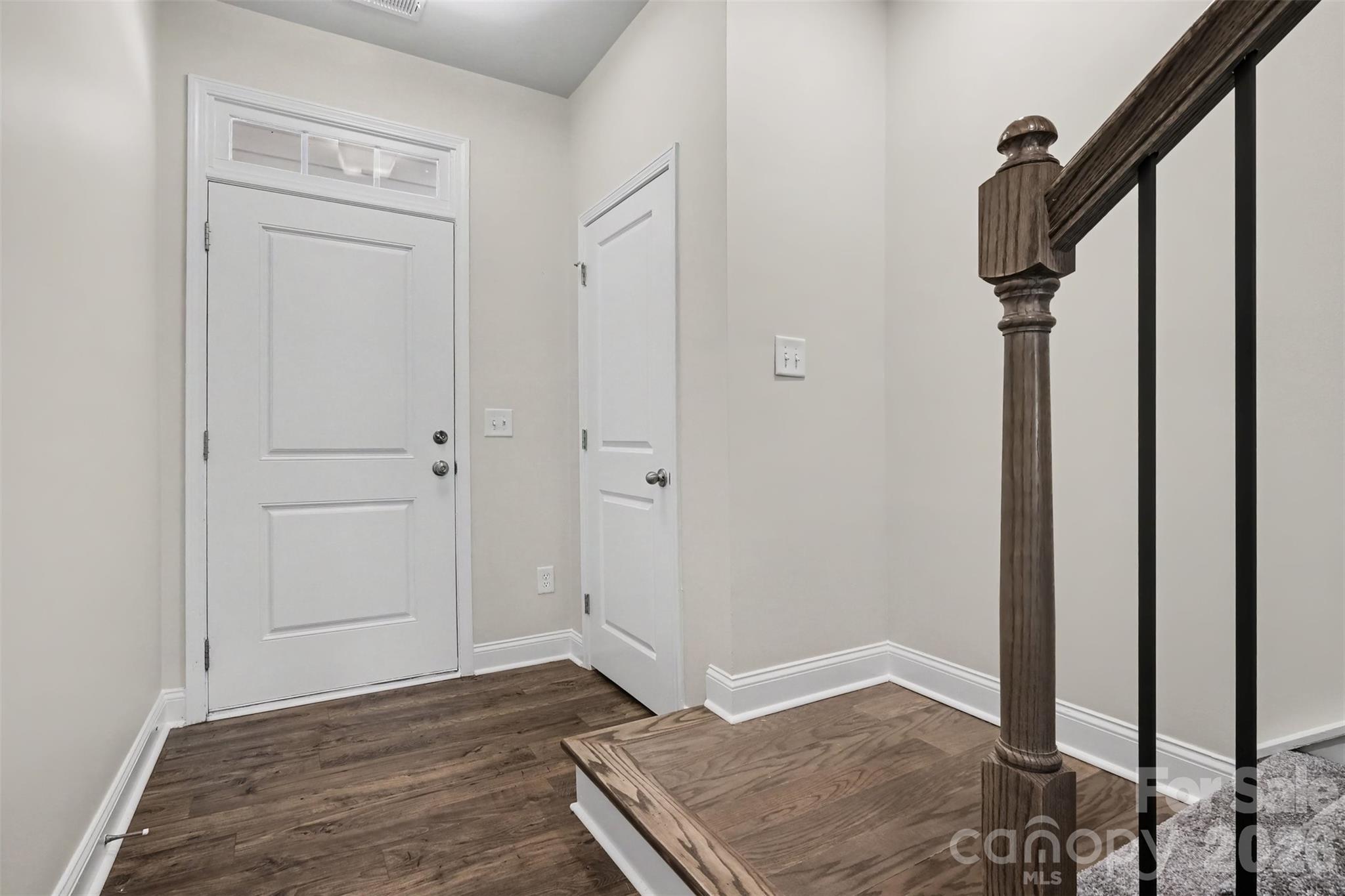 204 Bella Lane Property Photo 4