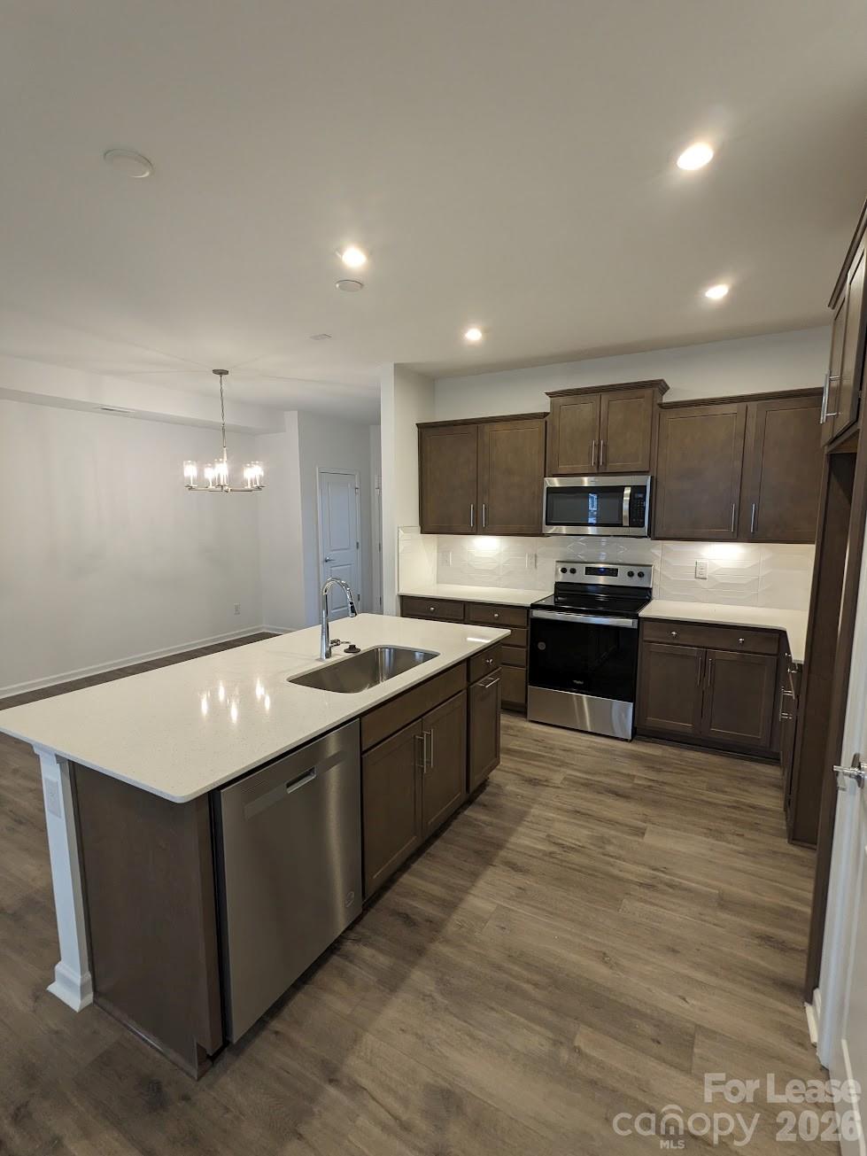 16228 Leading Street Property Photo 4