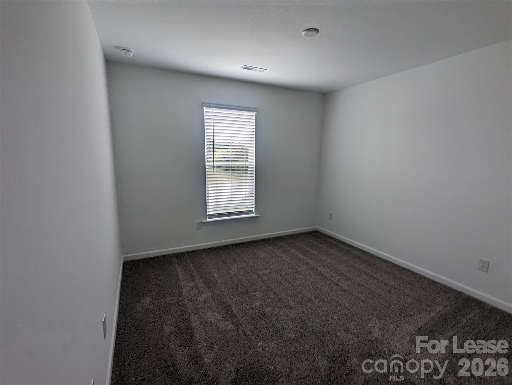 16228 Leading Street Property Photo 8