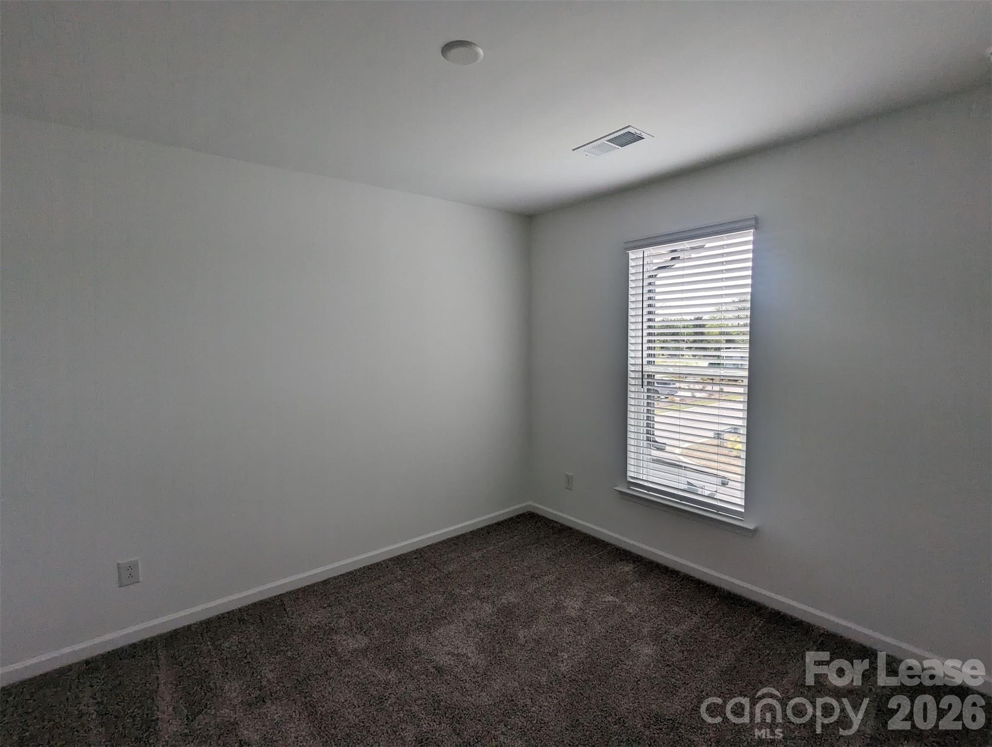 16228 Leading Street Property Photo 11